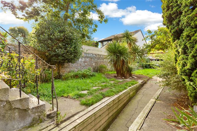 24 Cambridge Terrace, York Road, Dun Laoghaire, County Dublin
