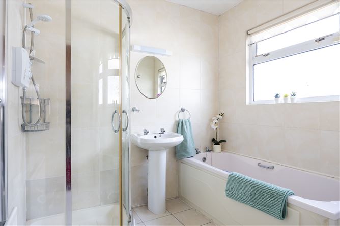 17 Croaghpatrick Road, Navan Road, Dublin 7