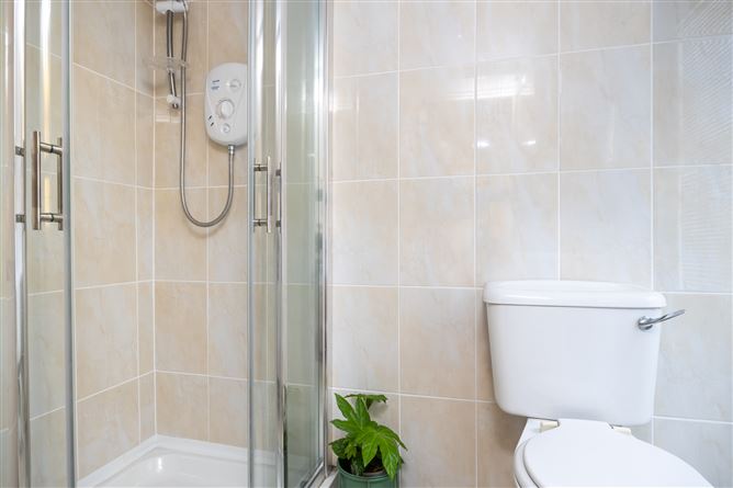 17 Croaghpatrick Road, Navan Road, Dublin 7