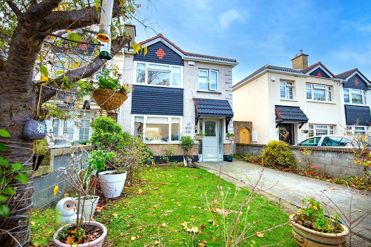 Wits End, 39 Woodlawn Green, Santry,   Dublin 9