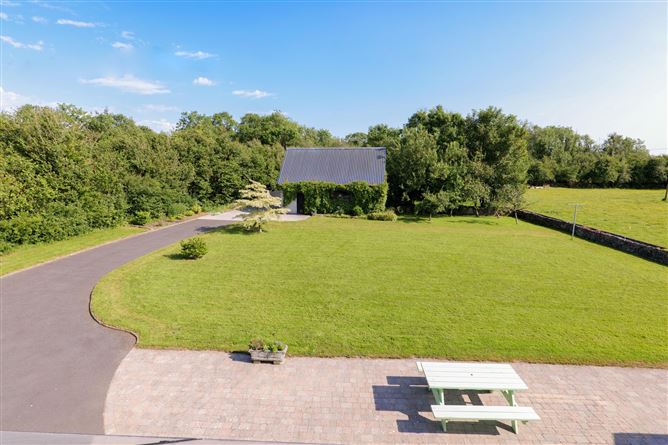 Residence On Approx. 4.67 Acres, Ganty, Craughwell, Co. Galway