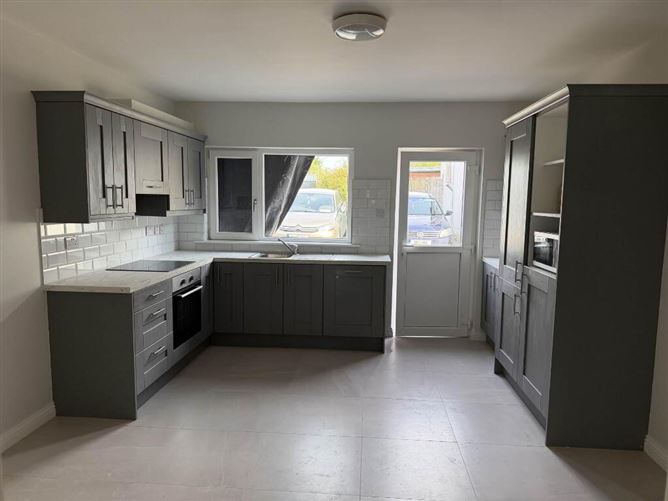 30 Railway View, Roscrea, Tipperary