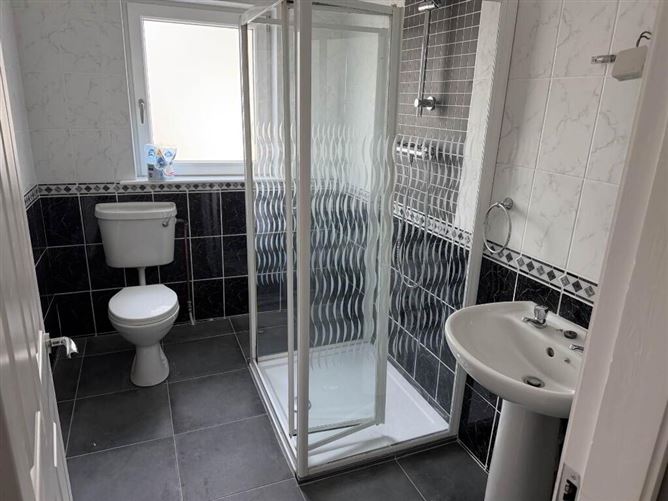 30 Railway View, Roscrea, Tipperary