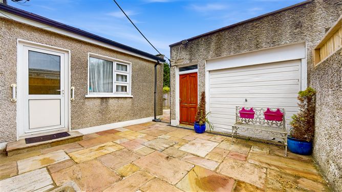 Photo 15 of 21 — 61 Shanganagh Grove, Shankill, Dublin 18