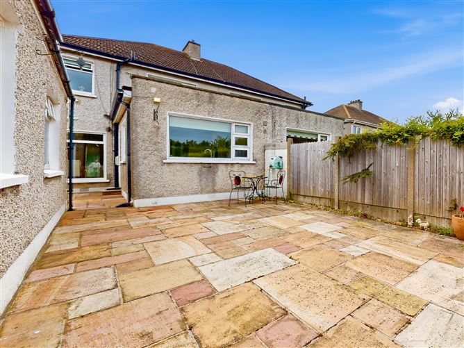 Photo 16 of 21 — 61 Shanganagh Grove, Shankill, Dublin 18