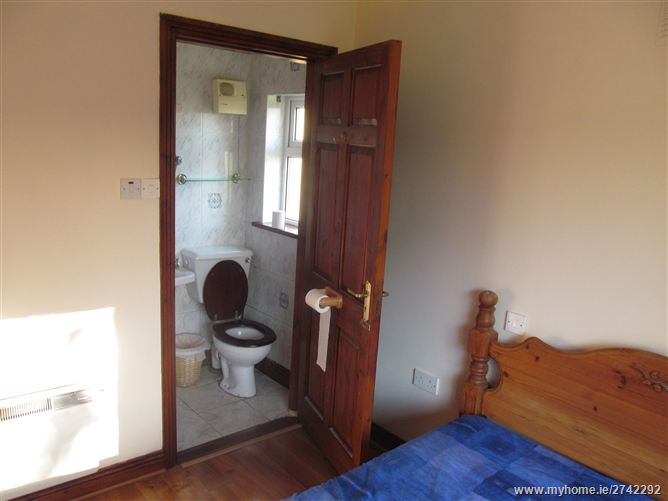 'Waterville', 17 Orchard Manor, Shanagarry, Cork