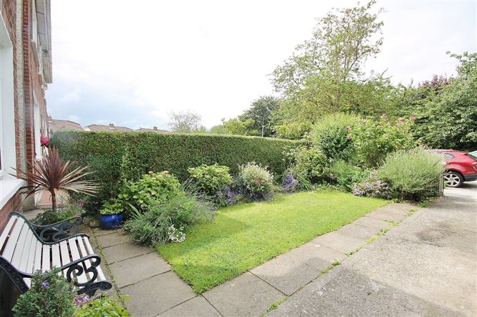 94 Esker Park, Lucan, Co. Dublin
