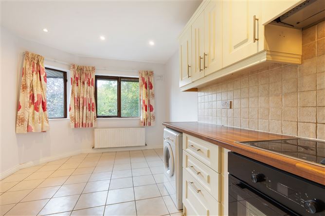 1 Alma Park , Monkstown, Dublin