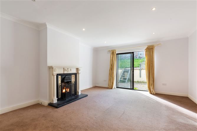 1 Alma Park , Monkstown, Dublin