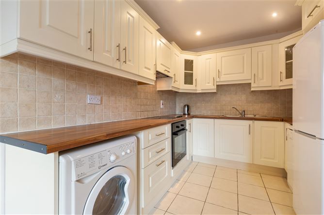 1 Alma Park , Monkstown, Dublin