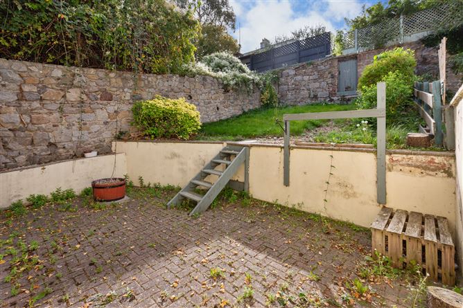 1 Alma Park , Monkstown, Dublin
