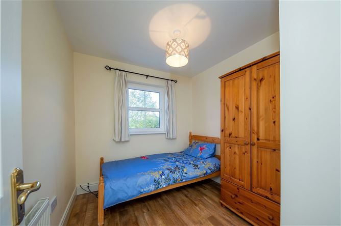 40 Woodland Drive, Collegewood, Mallow, Co. Cork.