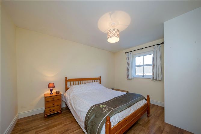 40 Woodland Drive, Collegewood, Mallow, Co. Cork.