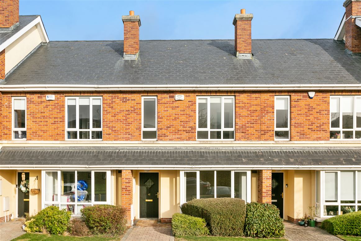 41 Ballintyre Walk, Ballinteer, Dublin 16 Murphy Mullan Estate Agents