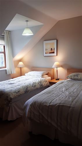 27 Inbhear Sceine, Kenmare, Kerry