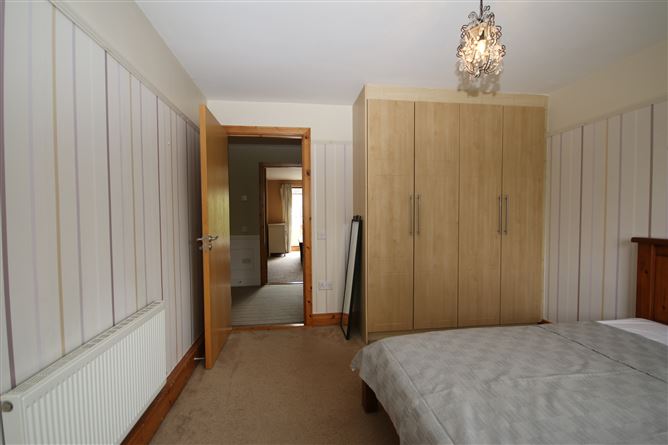 22 Castlegate Way, Adamstown Castle, Lucan, Dublin