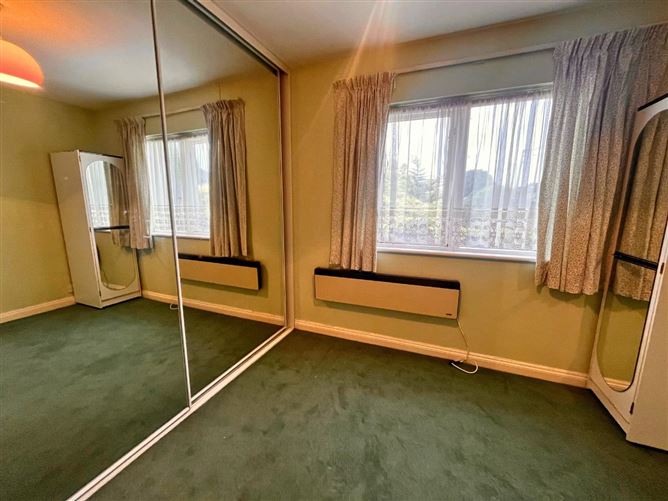 37 Rosemount Court, Booterstown, County Dublin