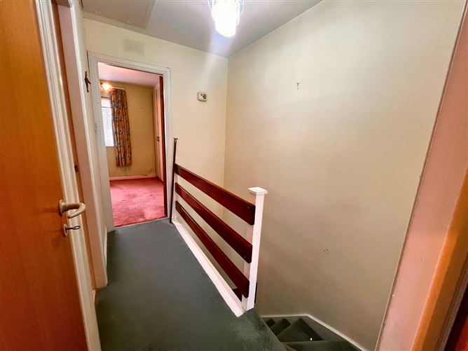 37 Rosemount Court, Booterstown, County Dublin