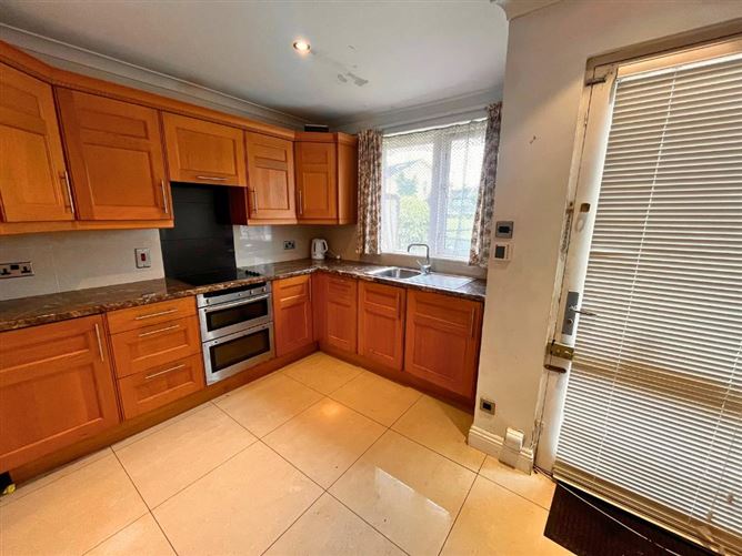 37 Rosemount Court, Booterstown, County Dublin