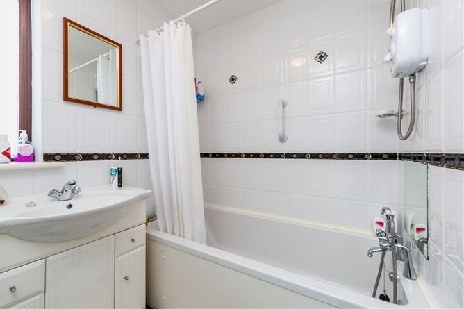 5 Riverview, New Ross, Co. Wexford