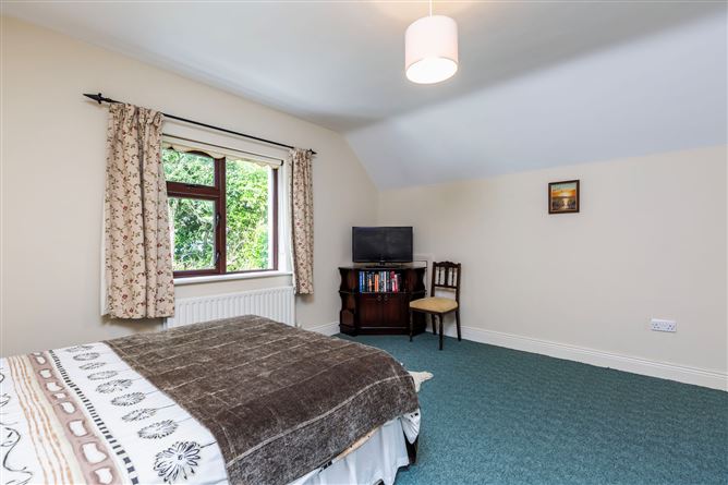 5 Riverview, New Ross, Co. Wexford