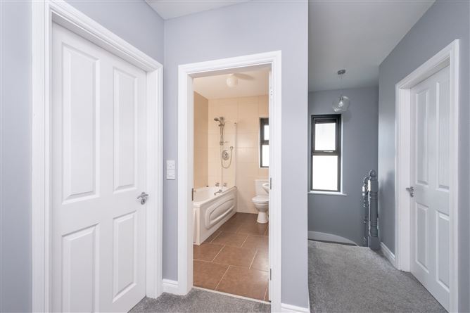 63 Carraig Linn, Caheronaun, Loughrea, Co. Galway