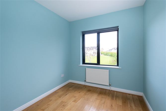 63 Carraig Linn, Caheronaun, Loughrea, Co. Galway