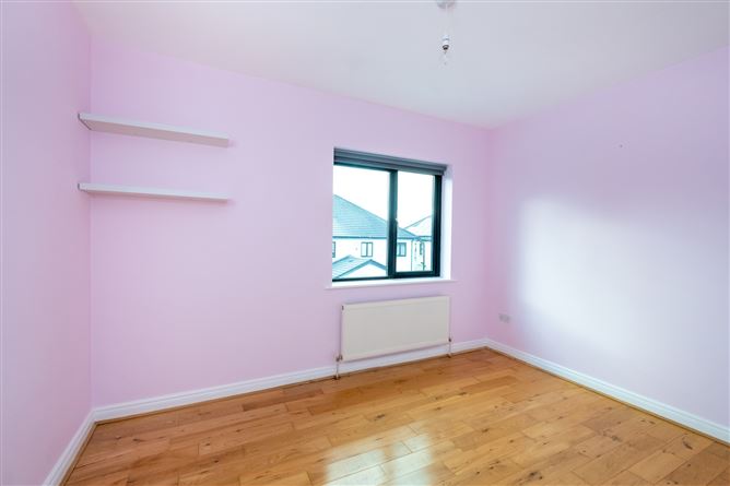 63 Carraig Linn, Caheronaun, Loughrea, Co. Galway