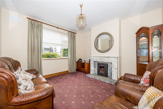 https://photos-a.propertyimages.ie/media/2/9/2/4922292/fe279f48-8f72-4912-9792-7063fd2b7b93_l.jpg