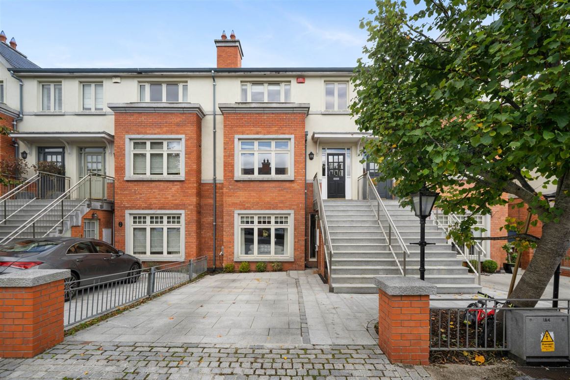 9 Farmleigh Park, Farmleigh Woods, Castleknock, Dublin 15, County Dublin