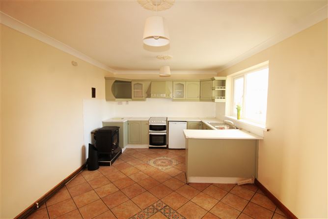 15 Abbeyview, Crossmolina, Mayo