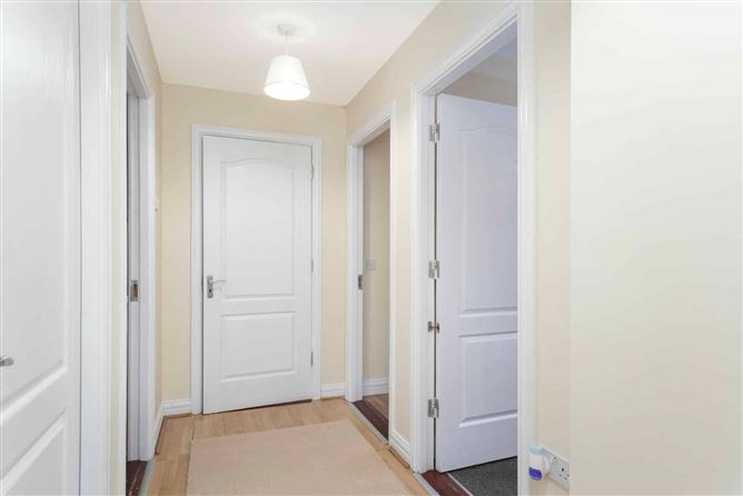 42 Eaton Terrace, Rathcoole, Co. Dublin