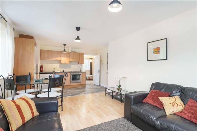 42 Eaton Terrace, Rathcoole, Co. Dublin