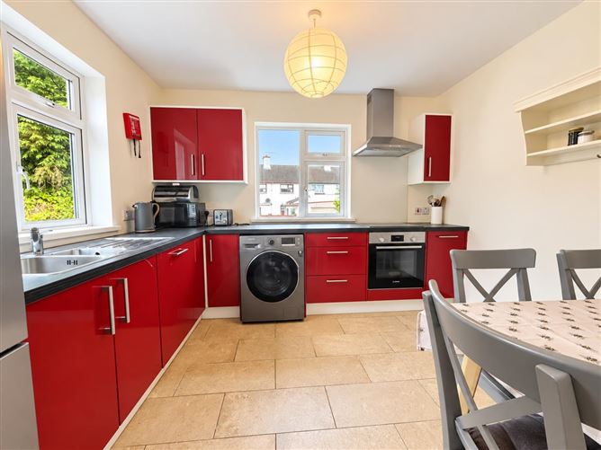 64 Doorly Park, Sligo
