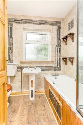 43 Hillcrest Park, Lucan, Dublin