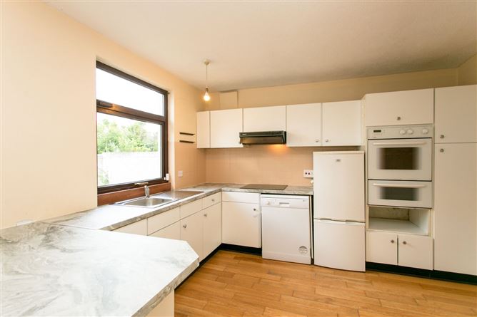94 Stillorgan Wood, Stillorgan, Co. Dublin