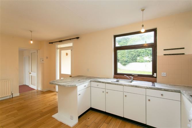 94 Stillorgan Wood, Stillorgan, Co. Dublin