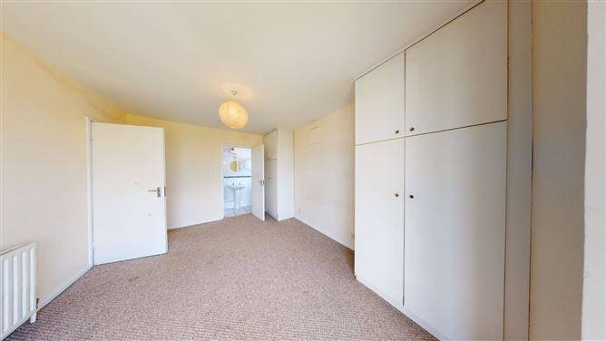 94 Stillorgan Wood, Stillorgan, Co. Dublin