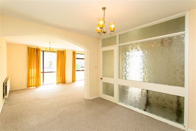94 Stillorgan Wood, Stillorgan, Co. Dublin