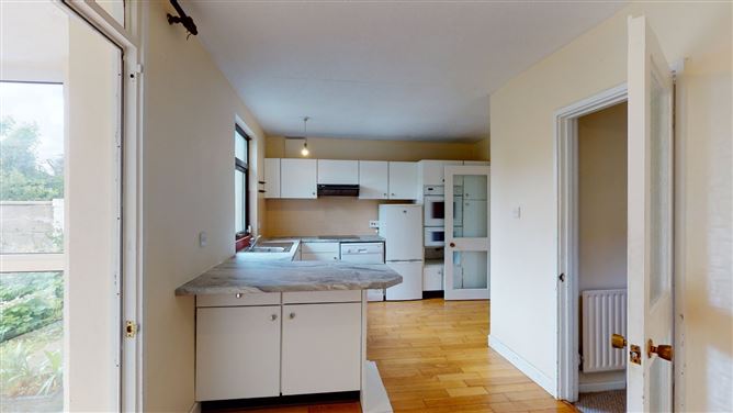 94 Stillorgan Wood, Stillorgan, Co. Dublin