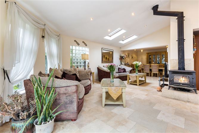 24 Larchfield, Dunboyne, Co. Meath