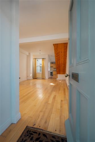 11 Eden Terrace, Glasthule, County Dublin