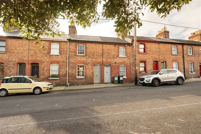 11 Eden Terrace, Glasthule, County Dublin