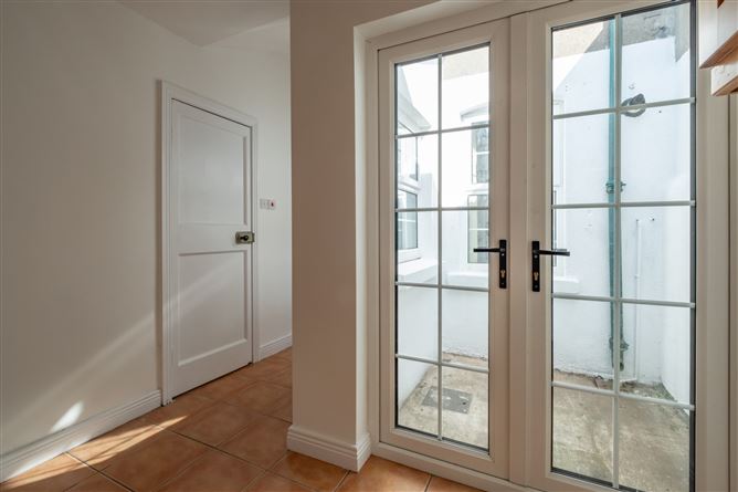 11 Eden Terrace, Glasthule, County Dublin