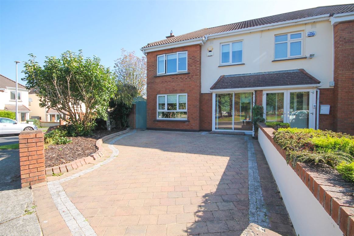 1 Wood Dale Grove, Ballycullen, Dublin 24