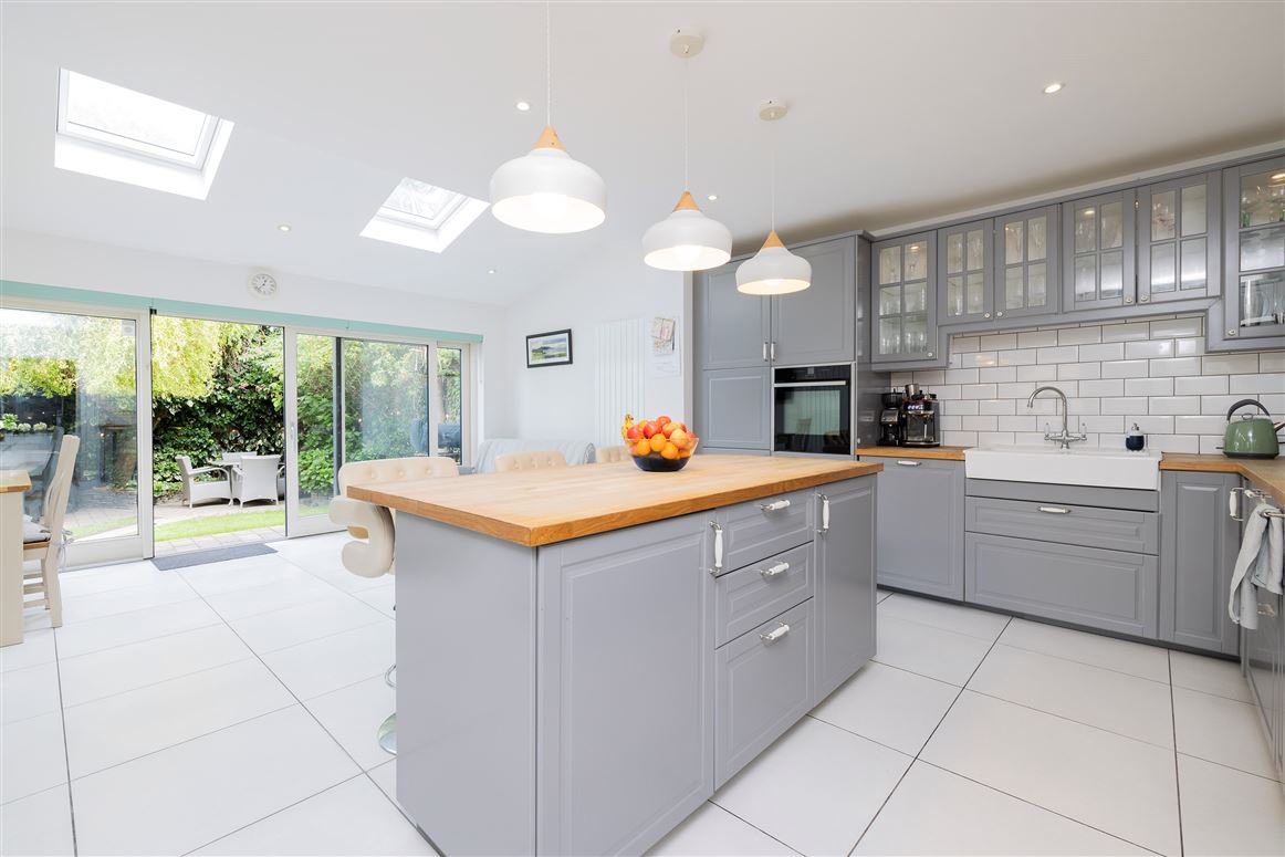 11 Woodfield, Scholarstown Road , Rathfarnham, Dublin 16