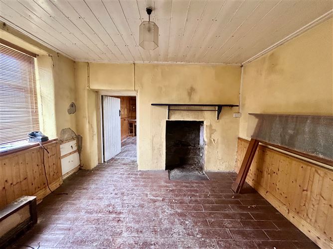 Railway Cottage, Drumcong, Carrick-on-Shannon, Leitrim