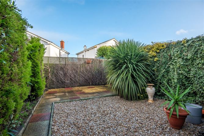 12 Beach View, Sutton, Dublin 13