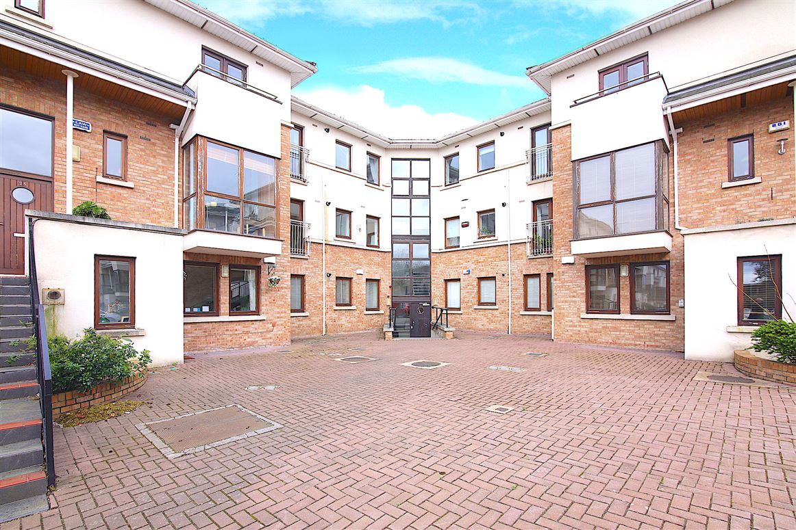 Apt 20 All Hollows Green, Drumcondra,   Dublin 9