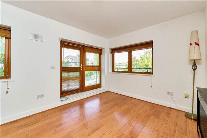 Photo 5 of 15 — 15 Bradogue Court, Annamoe Road, Dublin 7